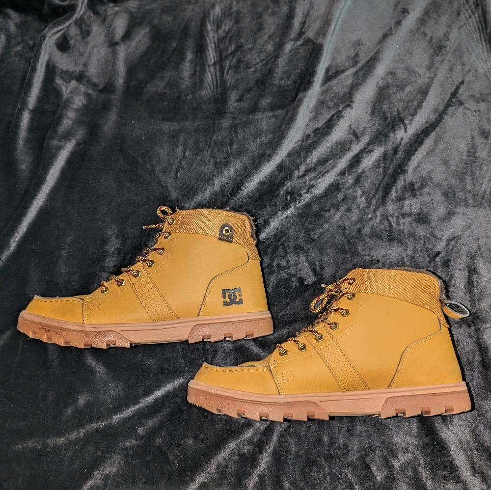 DC boots - Picture 4 of 5